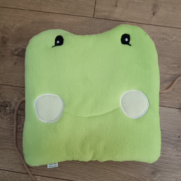 Bundás pajtás állatkás fejvédő párna-BÉKA